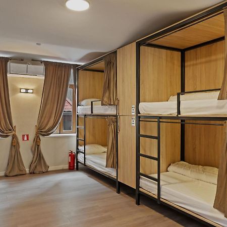 Ramana Garden Hostel - Self-Service Accommodation Бухарест Экстерьер фото