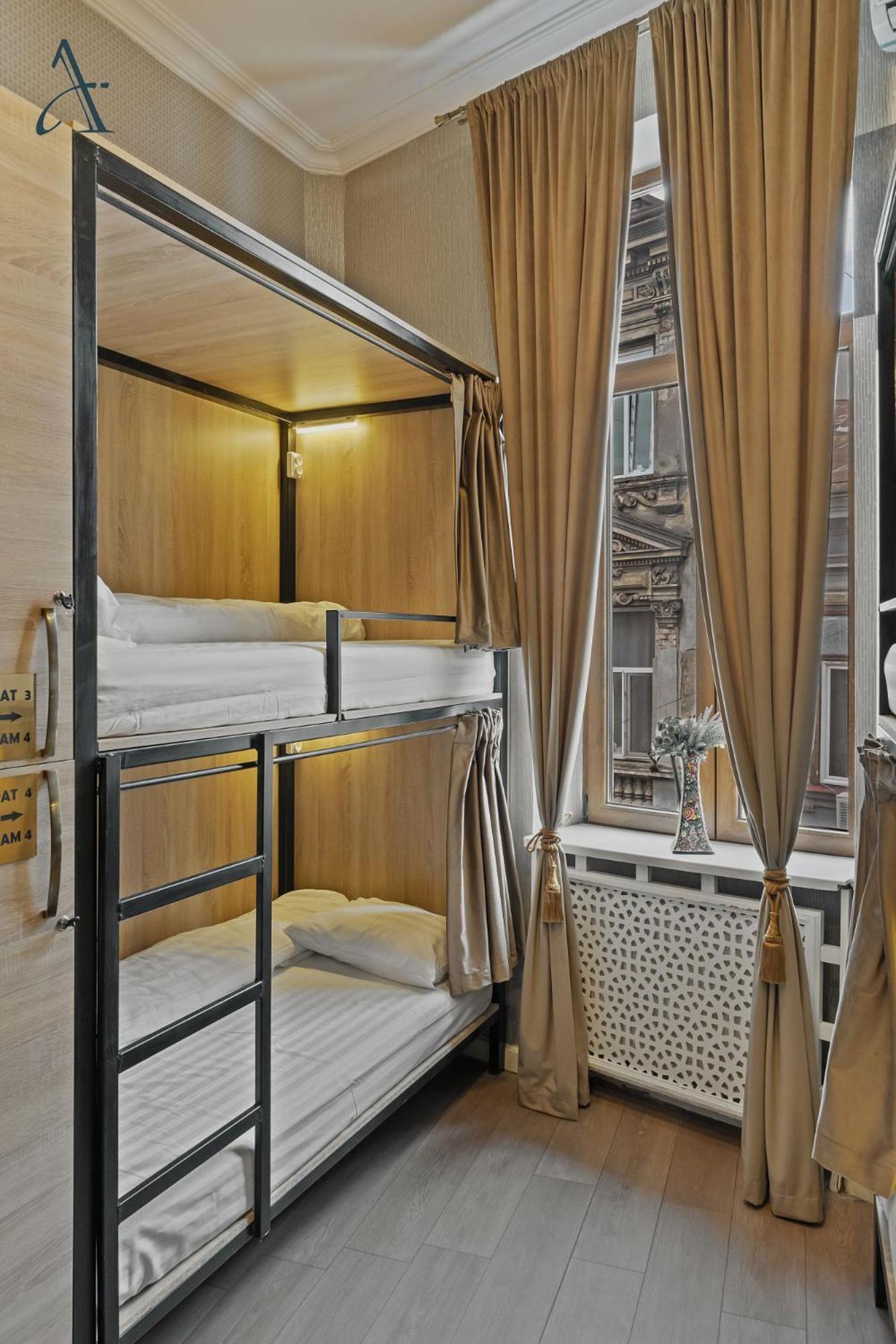 Ramana Garden Hostel - Self-Service Accommodation Бухарест Экстерьер фото